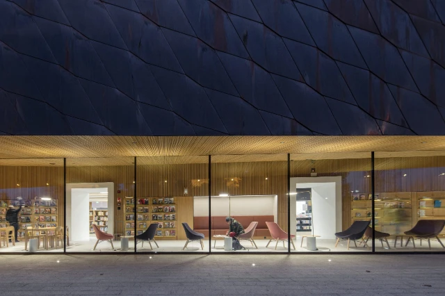 Kirkkonummi_Library_Side_View_Nordic_Copper-scaled