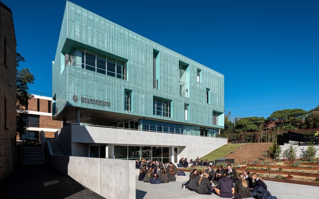 Ravenswood_School_Nordic_Blue-3
