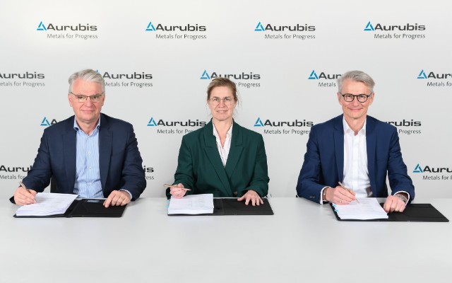 Aurubis Vertragsunterzeichnung